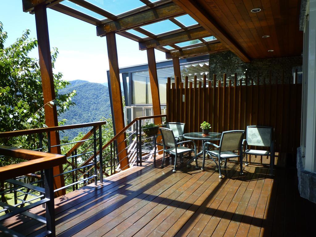 Spring Garden B&B เหรินอ้าย ภายนอก รูปภาพ