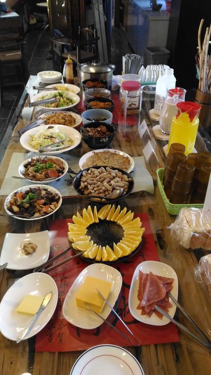 Spring Garden B&B เหรินอ้าย ภายนอก รูปภาพ